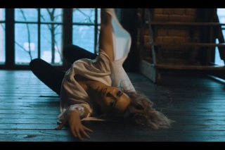One Model 4 | Dance