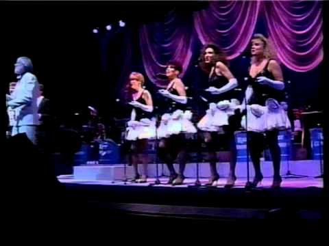 R. Conniff NEW YORK, NEW YORK (de John Kander e