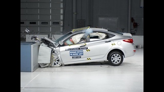 2012 Hyundai Accent moderate overlap IIHS crash test