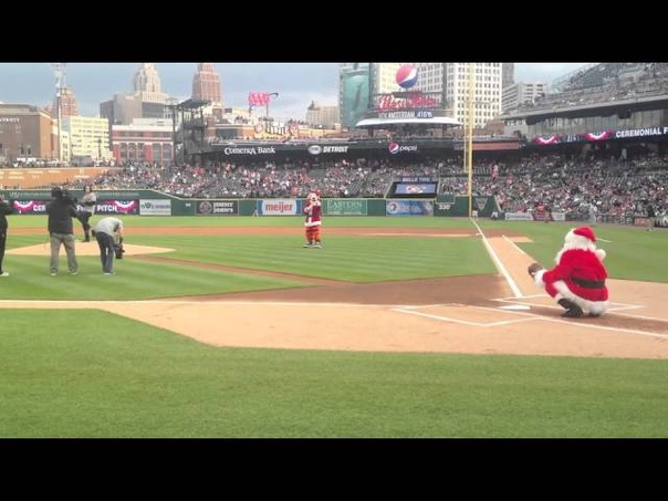Detroit born rock star Jack White throws out ceremonial first pitch at Comerica