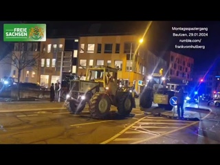 Tausende Mitstreiter in Bautzen auf der Straße!Der Montagsprotest in Bautzen wächst weiter:Über 2500
