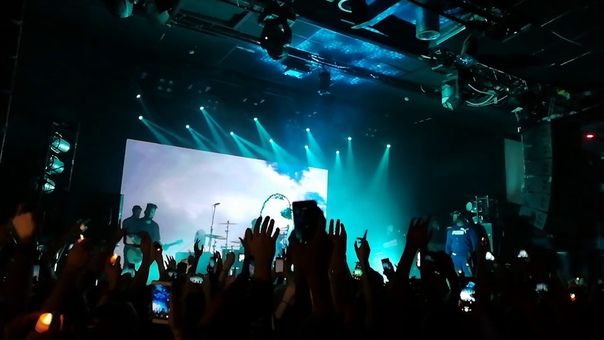 Machine Gun Kelly Numb ( Linkin Park Cover) + Kiss The Sky ( Saint Petersburg,