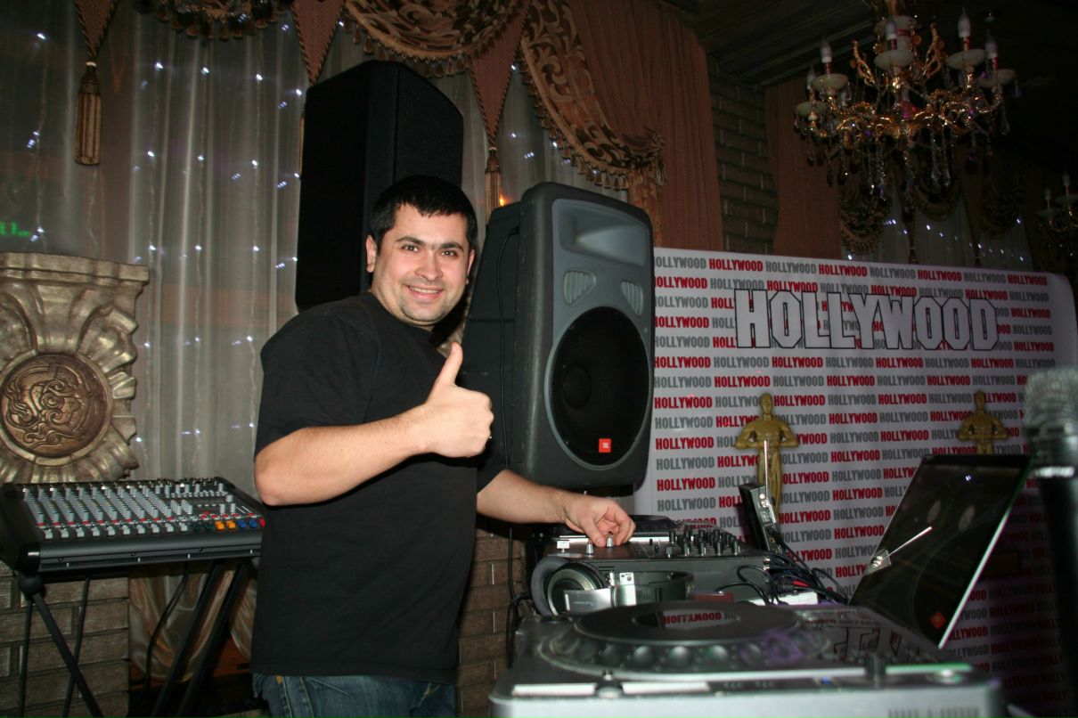 Денис Бреник <<< DVJ FOX >>> | Черновцы