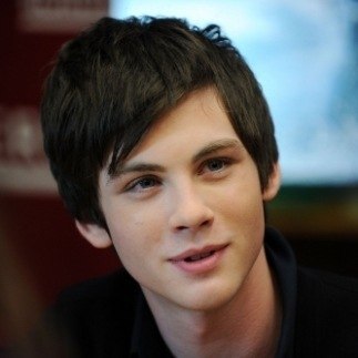 Акира Судзумия | 