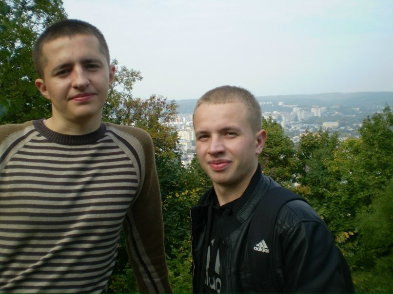 Саня Дуброва | Вараш / Кузнецовск