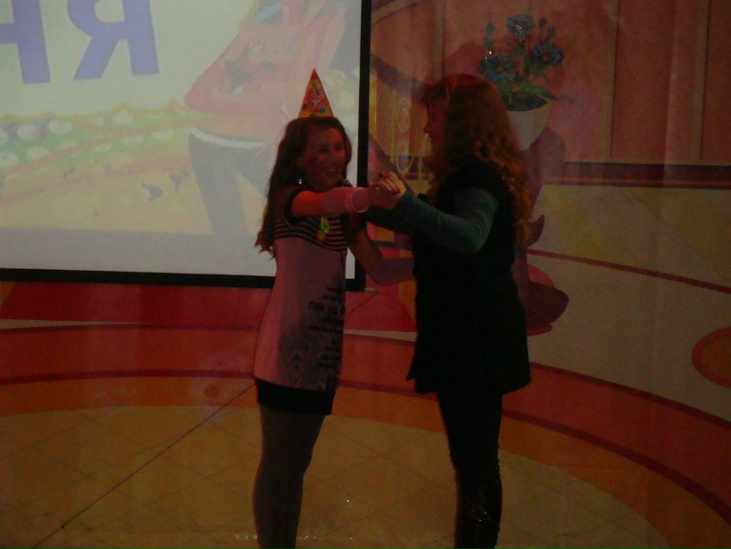 №10, Катюша Азарова №10, Катюша Азарова