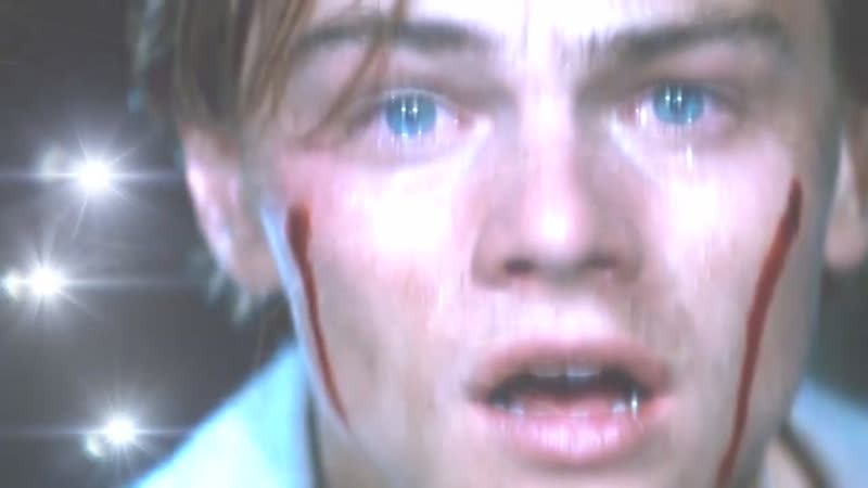 7intensification internet love + she looks at