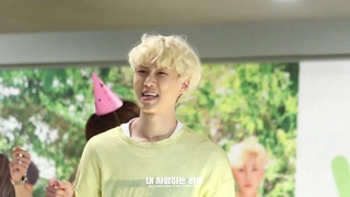 190803    - Give Me More  VAV