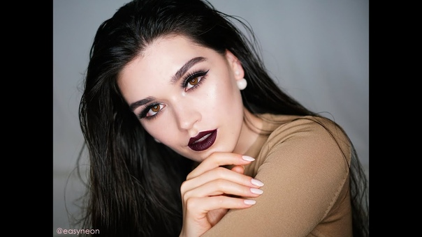 Vampy Lips makeup
