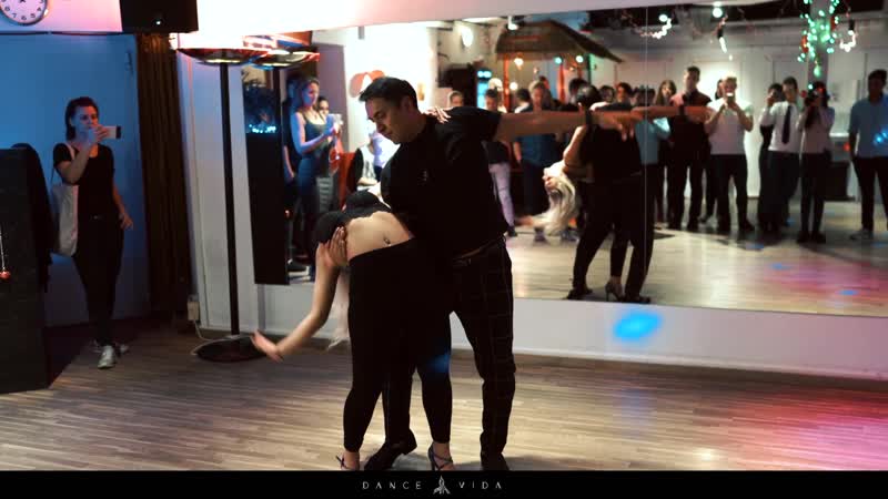 Bachata Sensual Las pulseras de verano Dance Vida Fabian and