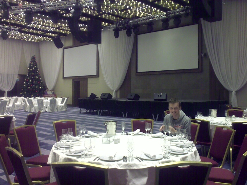 Максим Конюшев |