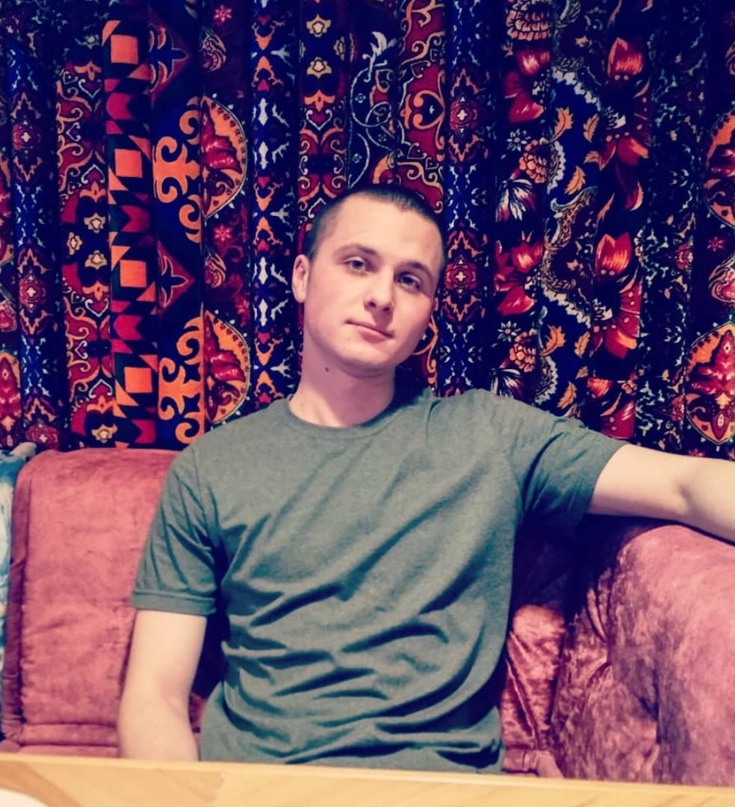 Евгений Лешуков |