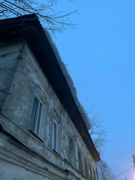 Ул. Свердлова по пути в садик 😣