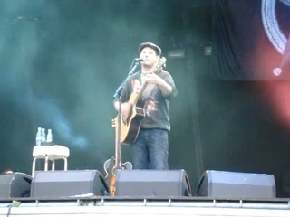 Corey Taylor - Spongebob Squarepants Theme (live @ Nova Rock Festival, )