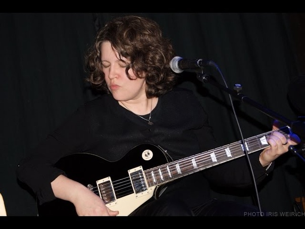 MARIA MARACHOWSKA MICKI MEUSER HAND SIBERIAN BLUES