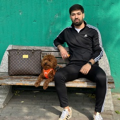 Эзиз Этреков
