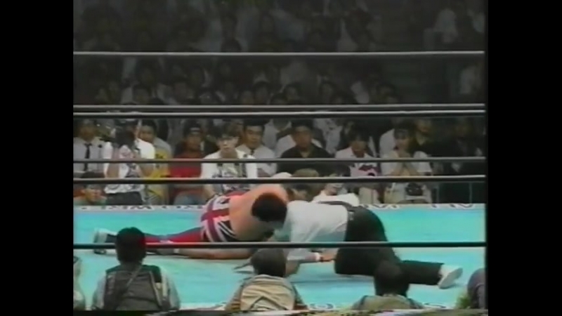 Jun Akiyama, Tsuyoshi Kikuchi vs. Dynamite Kid, Johnny Smith